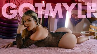Kourtney's Insatiable Thirst for Young Dick🍆 Makes Her Stepson Cum Harder than Ever