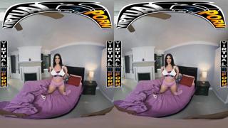 Johnny Love Gives Sophia Leone a Facial Appreciatively
