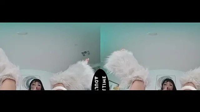 UP CLOSE VR - Petite Marica Hase Lets Parker Ambrose Play With Her Clit Then Tries To Take His BWC