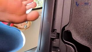 Toe-tally tantalizing teaser: 'Tiny Tush Teasing in the Trunk'