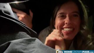 Stephan Rogers' Uncut Dick🍆 Slides Into Scarlett's Hot Pussy🌮️, Splashing His Load