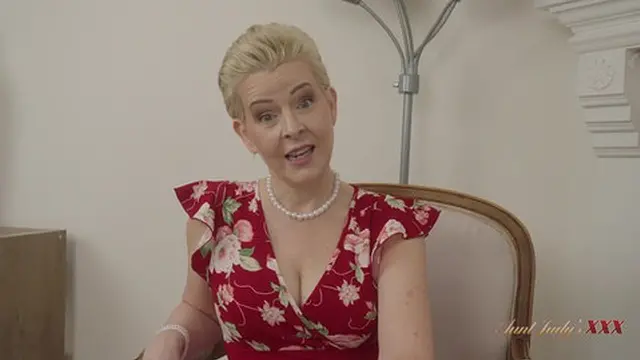 milf Judy’s XXX - Horny🥵 Mature Step-milf Bobbi Shay Craves Your Touch Before Bed (POV)