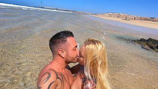 DEEP OUTDOOR HUNGER: SKINNY MILF CRUSHES BEACH BONDS IN XXX