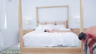HOUSEOFYRE- Athletic Teen Summer Renee Picked Up and Fucked