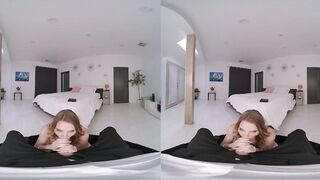 After Getting Necklace Ashley Lane Suddenly Is Very Grateful And Gets Into An Extremely Amorous Mood