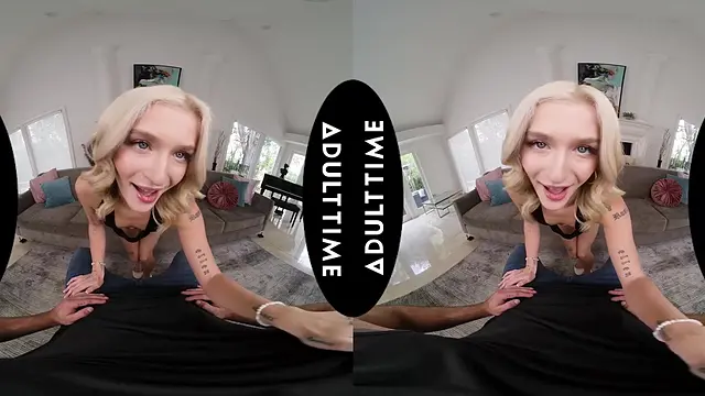 Petite Emma Rosie loves taking huge shaft in VR